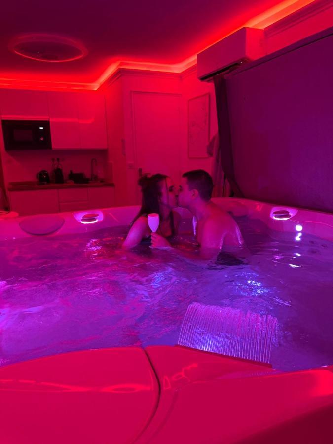 Casa Amor & Spa, Appartement Suite Jacuzzi & Piscine Chauffee Montfort-sur-Argens Luaran gambar