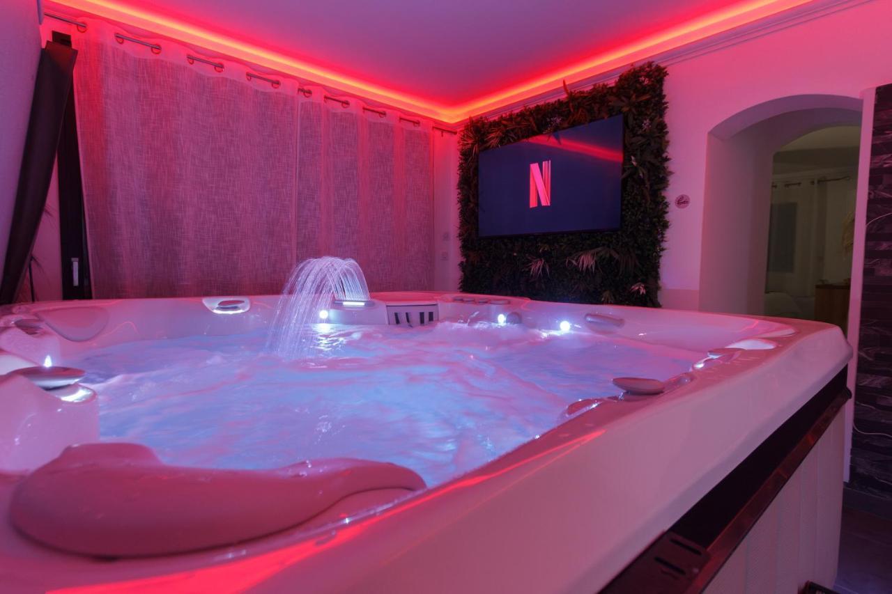 Casa Amor & Spa, Appartement Suite Jacuzzi & Piscine Chauffee Montfort-sur-Argens Luaran gambar