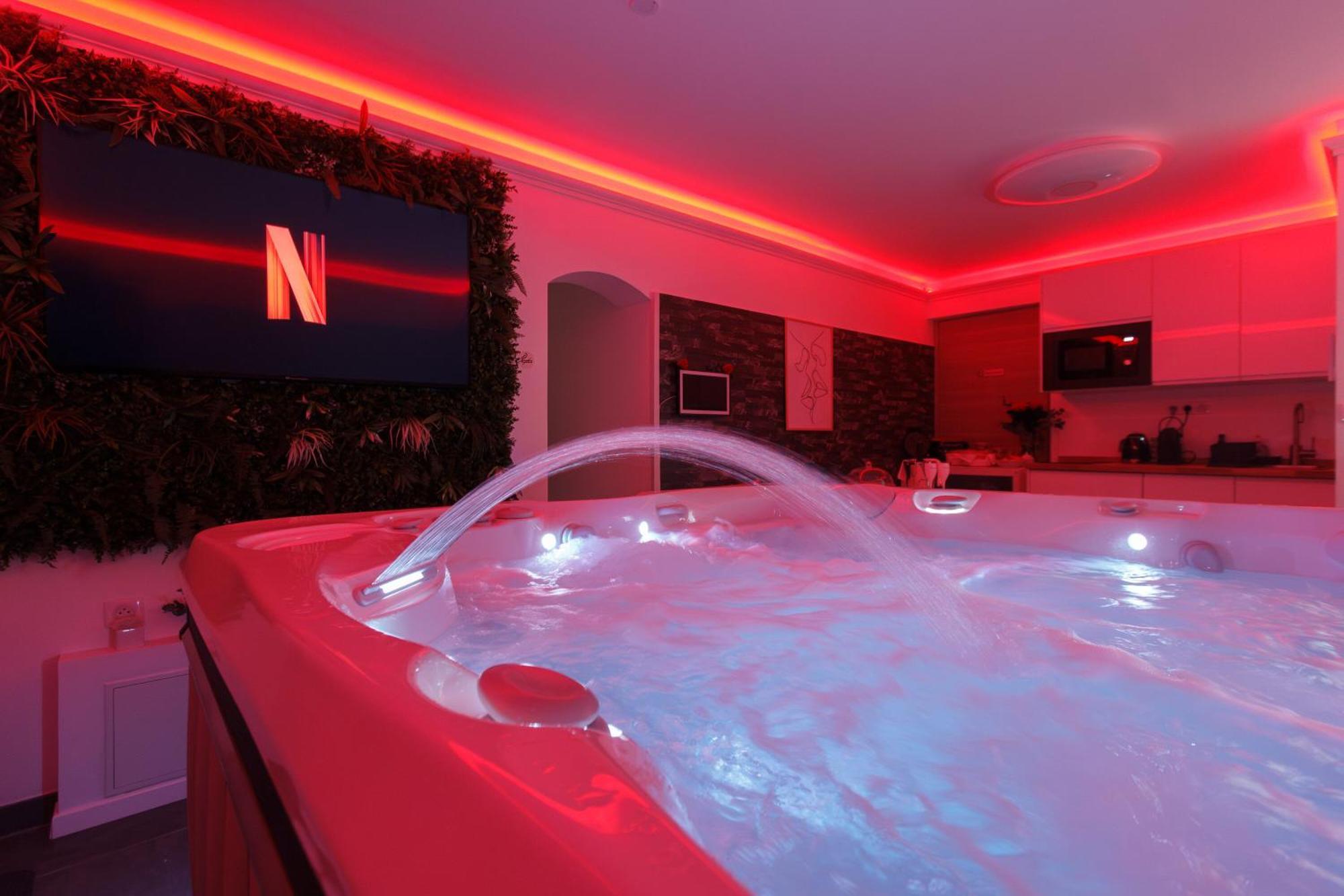 Casa Amor & Spa, Appartement Suite Jacuzzi & Piscine Chauffee Montfort-sur-Argens Luaran gambar