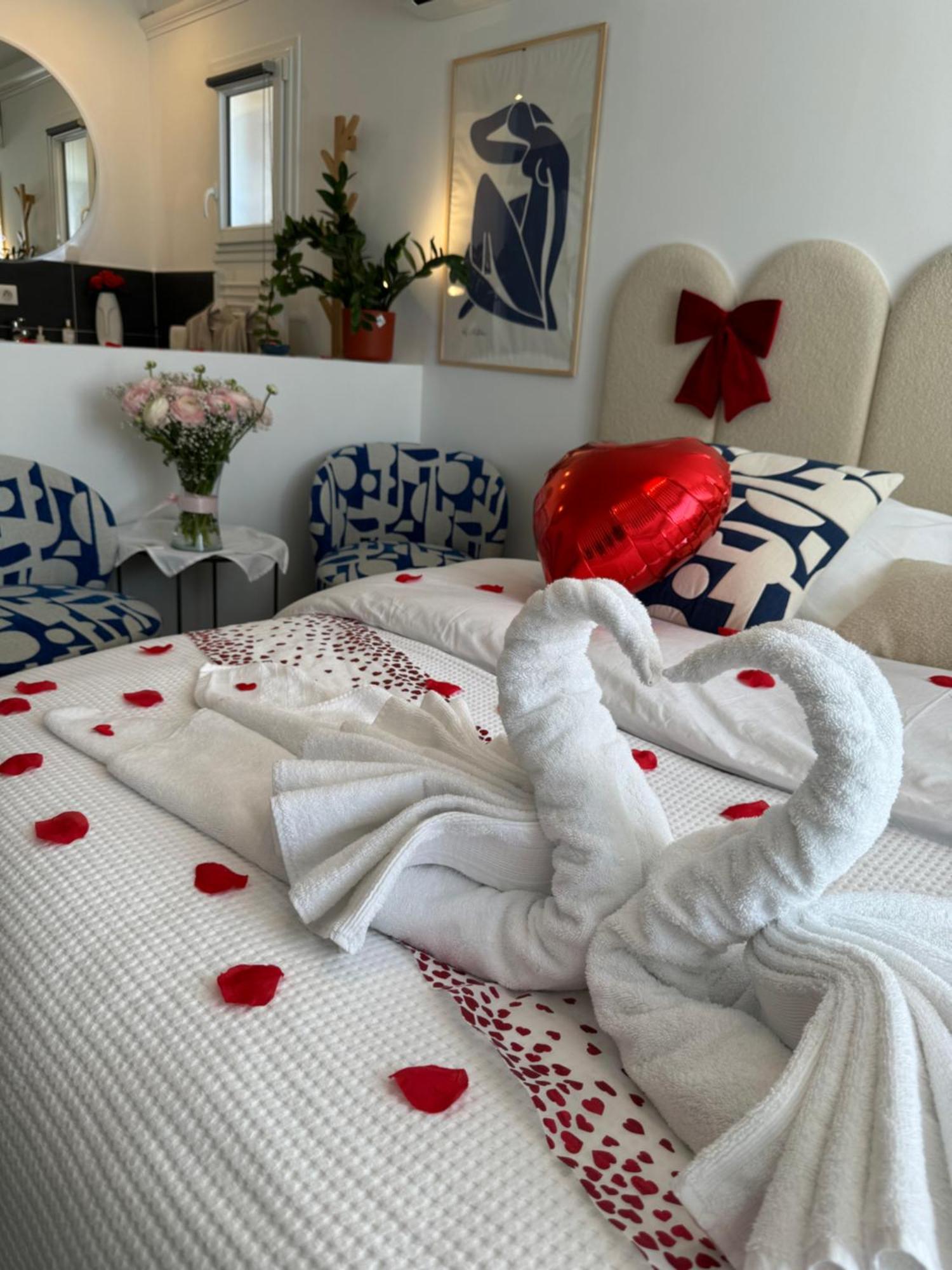 Casa Amor & Spa, Appartement Suite Jacuzzi & Piscine Chauffee Montfort-sur-Argens Luaran gambar